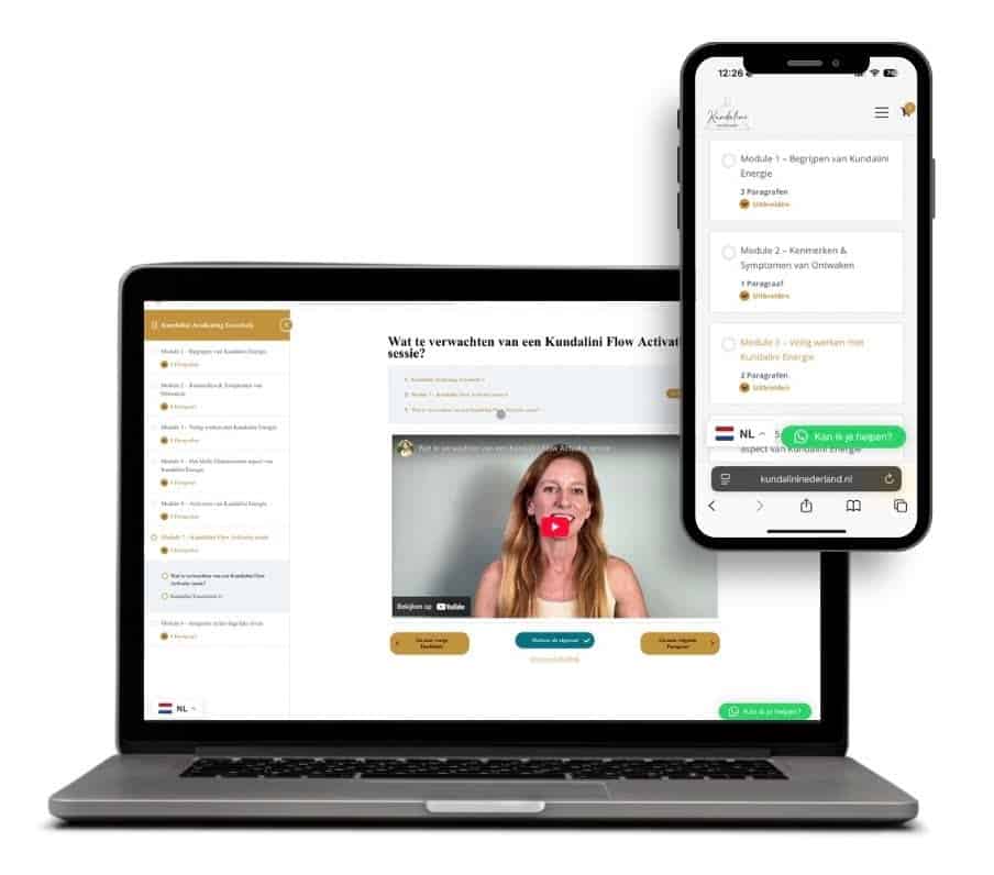 Online Kundalini cursus op laptop en smartphone voor spirituele groei.
